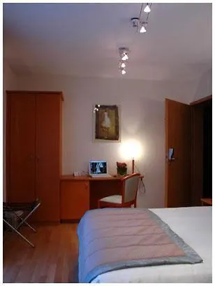 Hotel South Charleroi Airport location